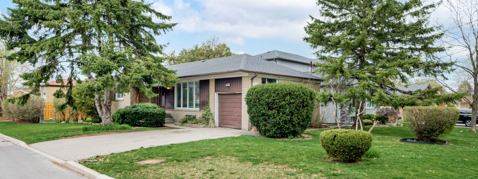 90 Waterloo Ave